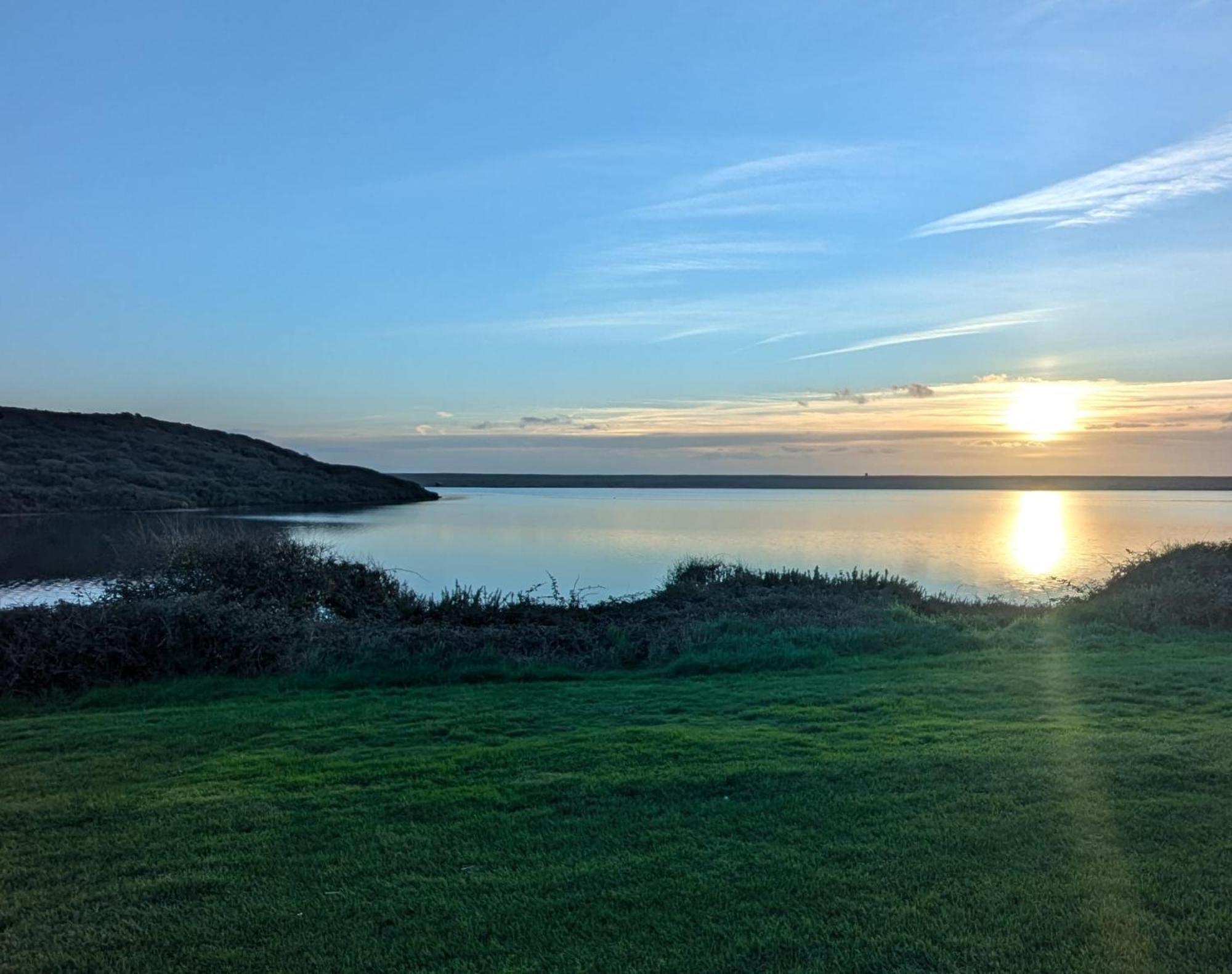 Beautifully Presented Dog Friendly Caravan On Very Popular Littlesea Holiday Haven Park Weymouth Wyke Regis Экстерьер фото